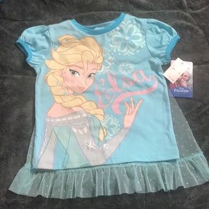 BNWT Elsa Top with Cape